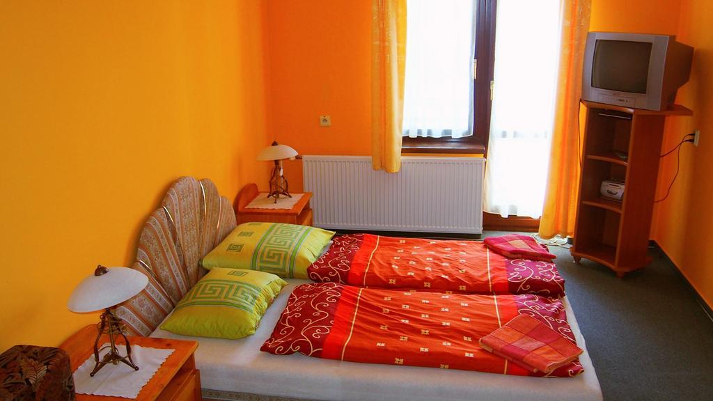 Penzion Tatry Poprad Room photo